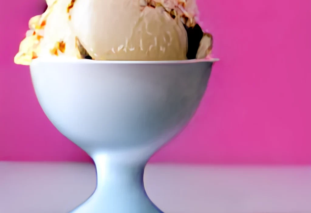 Ice cream is a beloved treat that is enjoyed by people all over the world. Whether you prefer classic vanilla or adventurous flavors like avocado or lavender, one thing is certain: a good ice cream scoop is essential for the perfect serving. With so many options available, it can be overwhelming to choose the best one for your needs. In this post, we will compare and contrast the different types of ice cream scoops to help you make an informed decision.