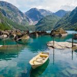 Chillwave vs. Lo-fi-Pop: The Ultimate Guide to Relaxing Music Genres